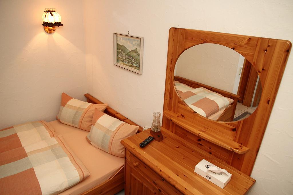 Apartamento Heidi'S Haeuschen Schollbrunn Exterior foto