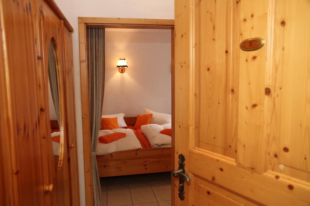 Apartamento Heidi'S Haeuschen Schollbrunn Exterior foto